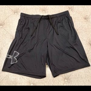 Under Armour heatgear loose shorts